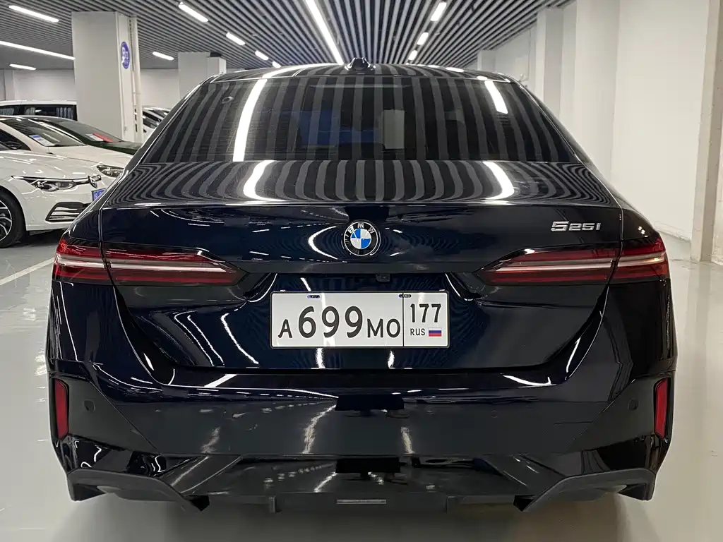 BMW 5 Series (Import) — миниатюра 15