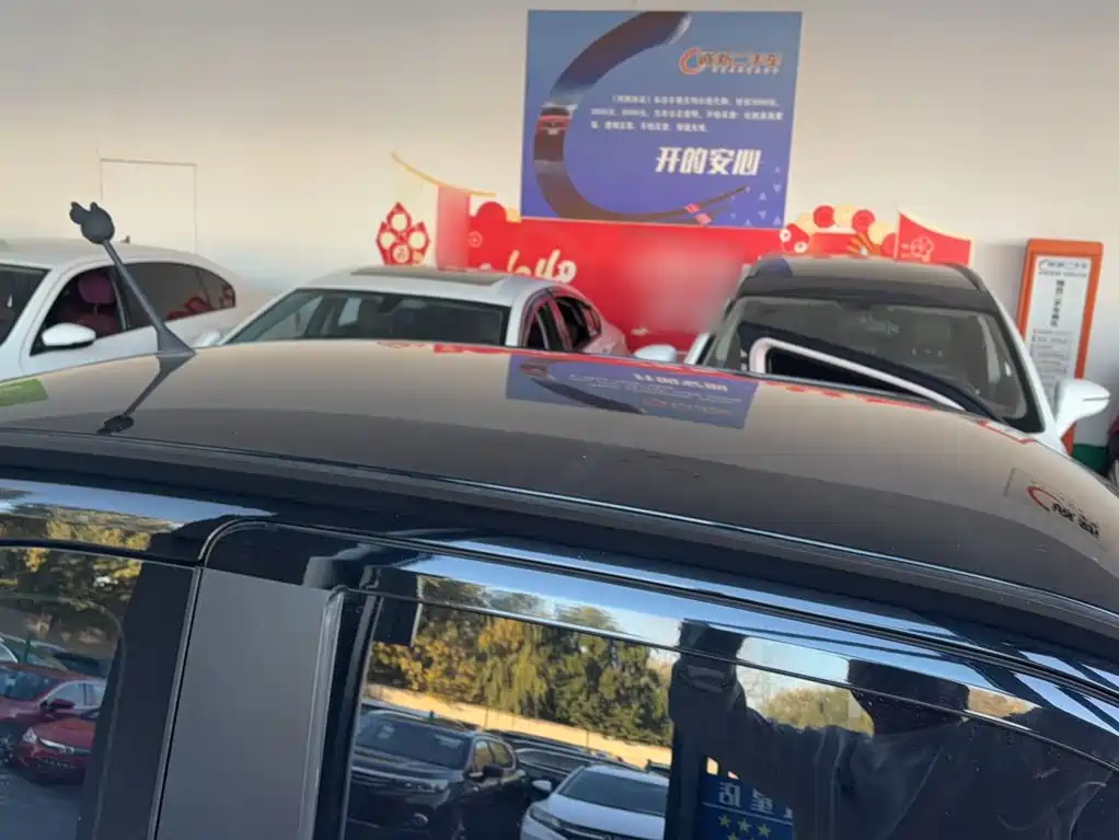 Wuling MINIEV — миниатюра 16