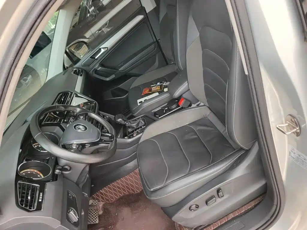 Volkswagen Tiguan L — миниатюра 15