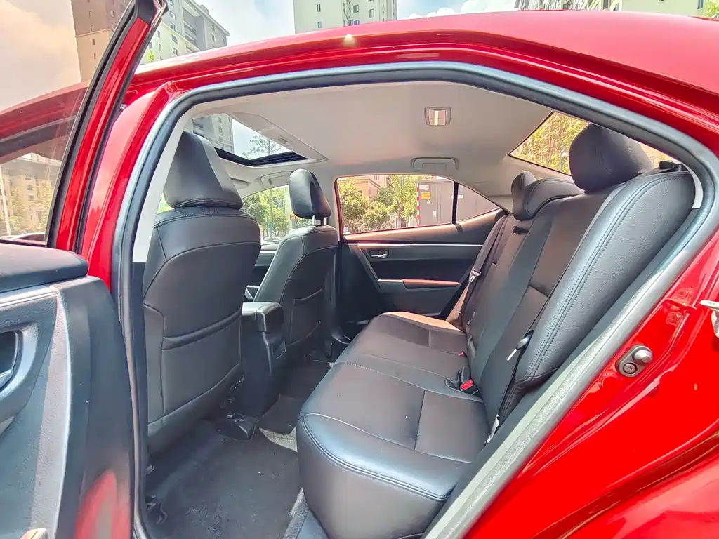 Toyota Corolla — миниатюра 4