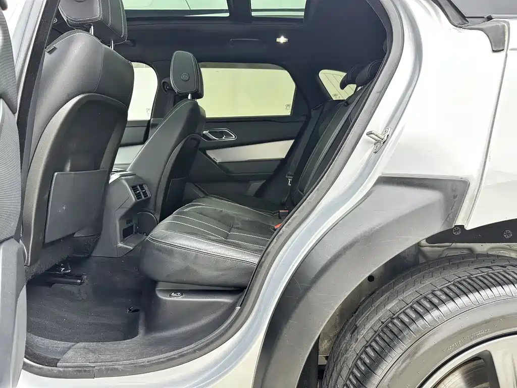 Land Rover Range Rover Velar 2018 P300 R-DYNAMIC S