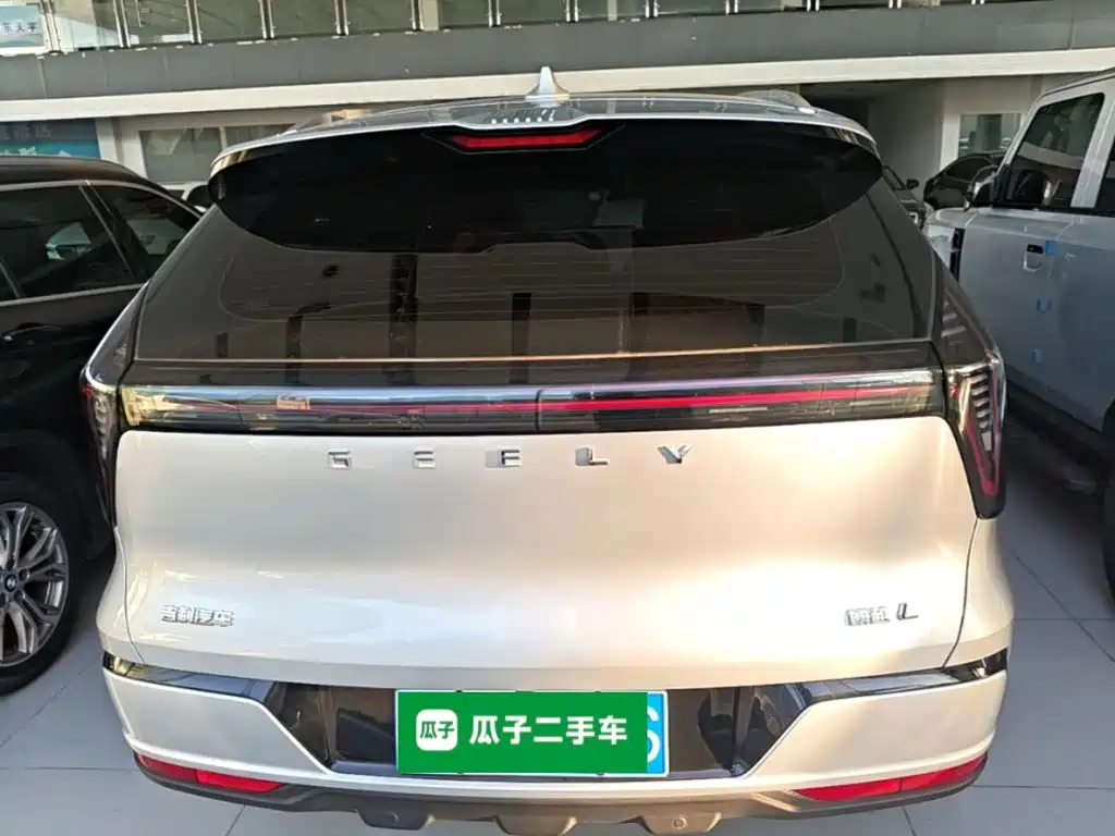 Geely Boyue L — миниатюра 6