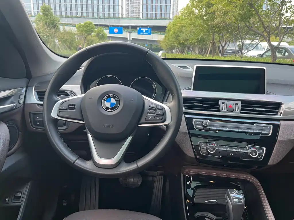 BMW X1 New Energy — миниатюра 17