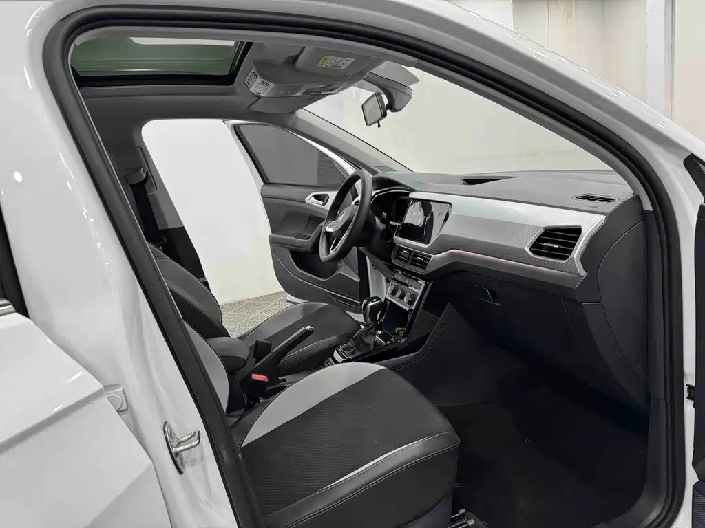 VOLKSWAGEN EXPLORING THE SHADOW