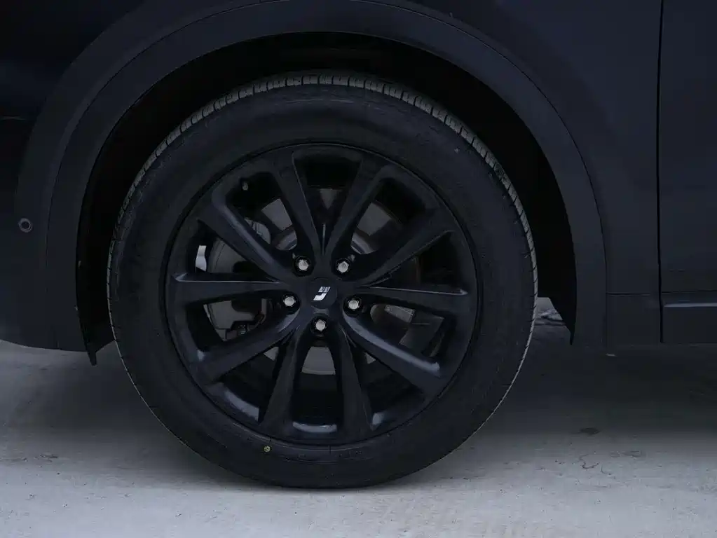 Li Auto Li ONE — миниатюра 8