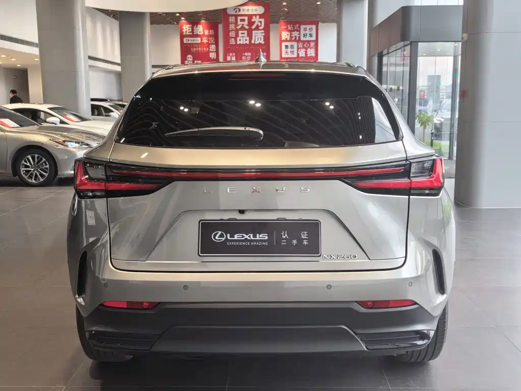 Lexus NX — миниатюра 5
