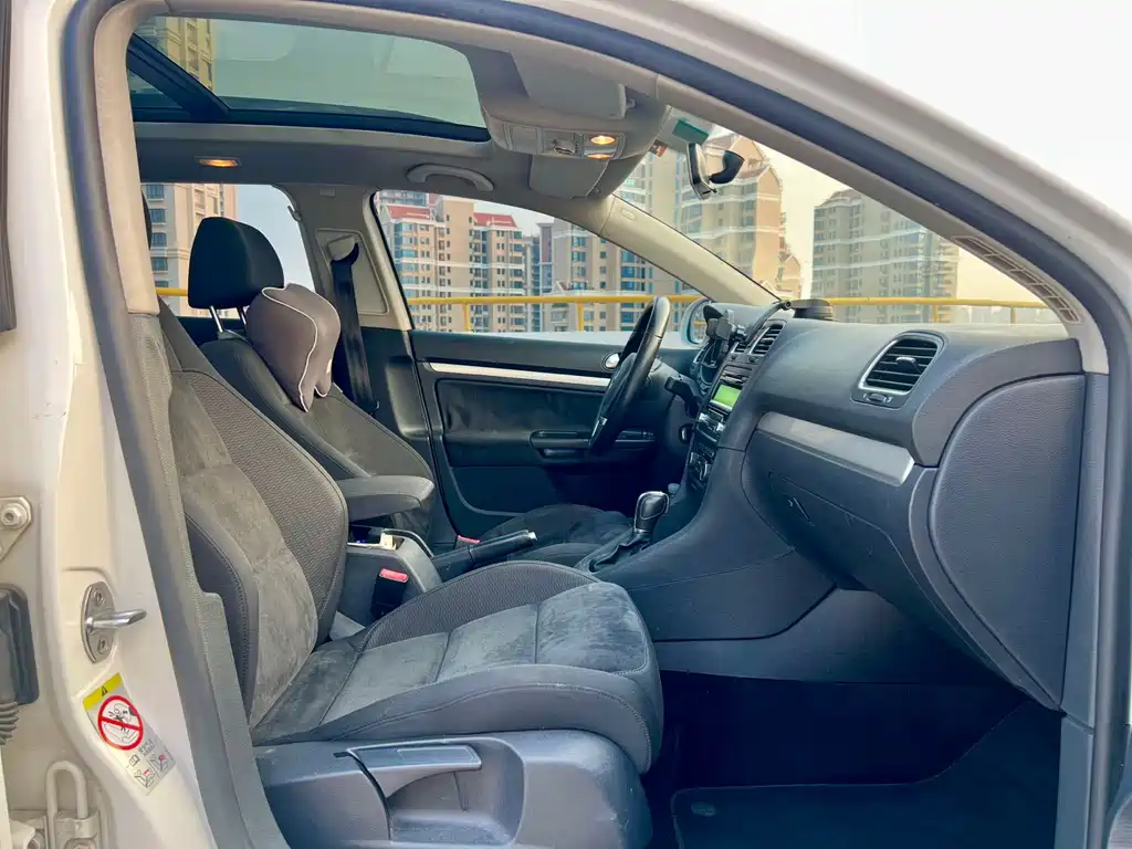 Volkswagen Golf (Import) — миниатюра 10