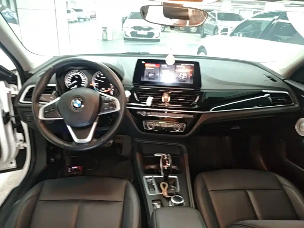 BMW 1 Series — миниатюра 10