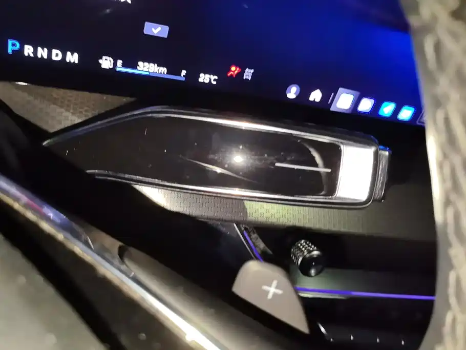 Cadillac XT5 — миниатюра 16