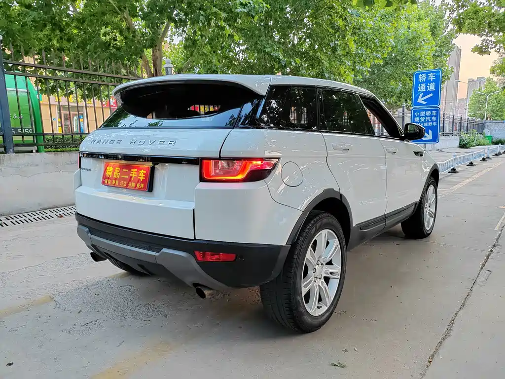 Land Rover Evoque — миниатюра 4