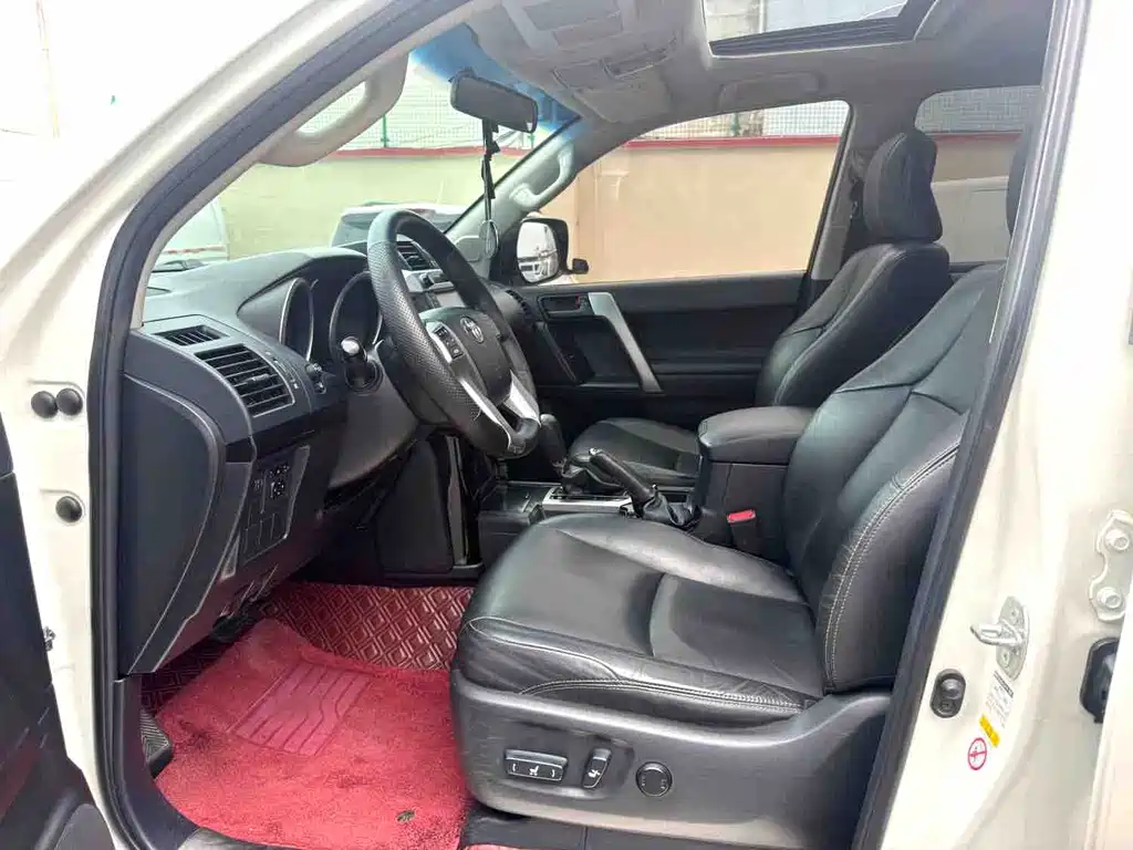 Toyota Land Cruiser Prado 2014 2.7L AT Standard