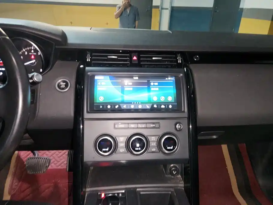 Land Rover Discovery — миниатюра 13