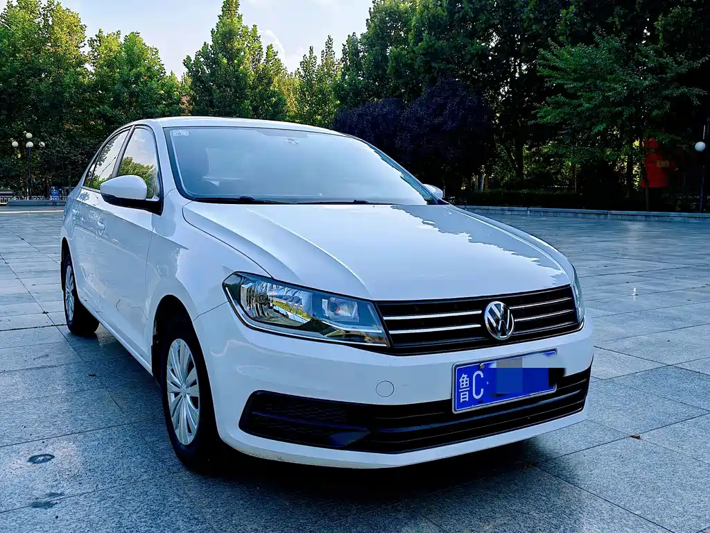 Volkswagen Santana — миниатюра 5