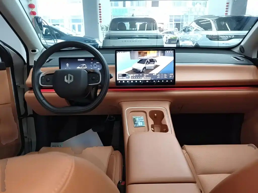 Leapmotor Leapmotor C10 — миниатюра 10