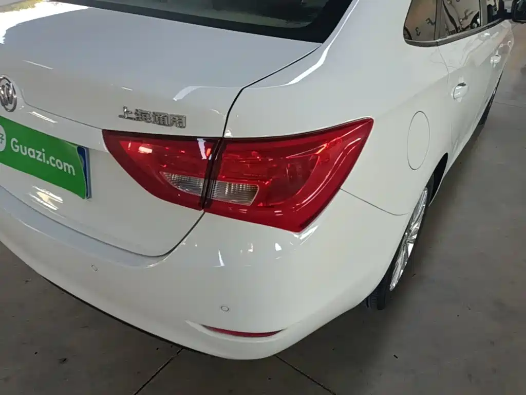 Buick Excelle — миниатюра 8