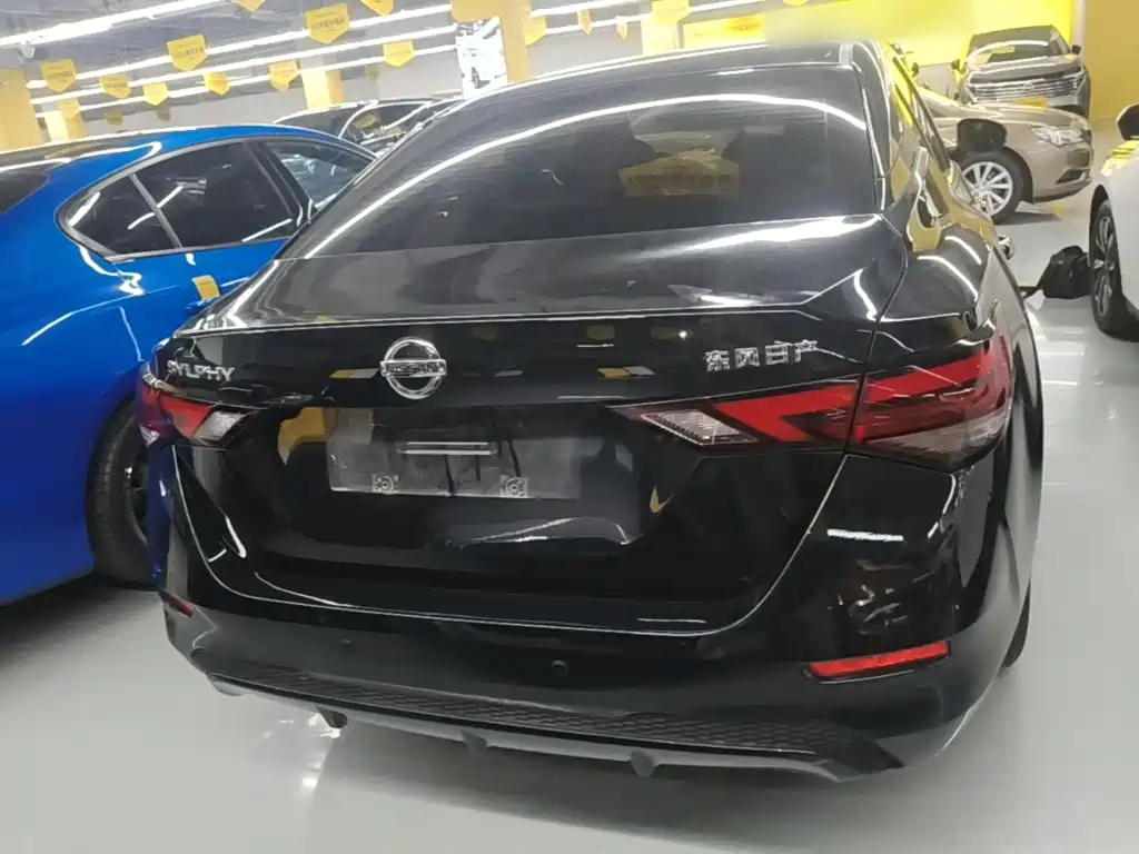 Nissan Sylphy — миниатюра 6