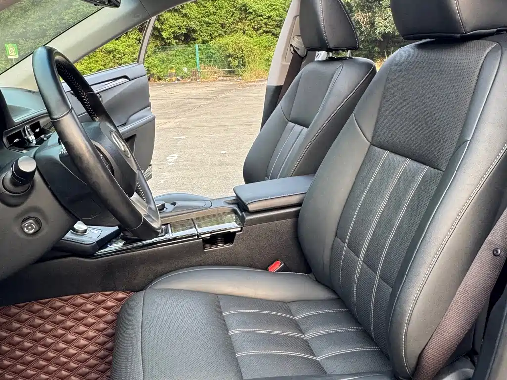 Lexus ES — миниатюра 8