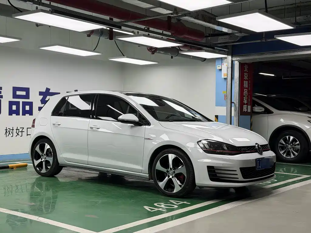 Volkswagen Golf GTI — миниатюра 3