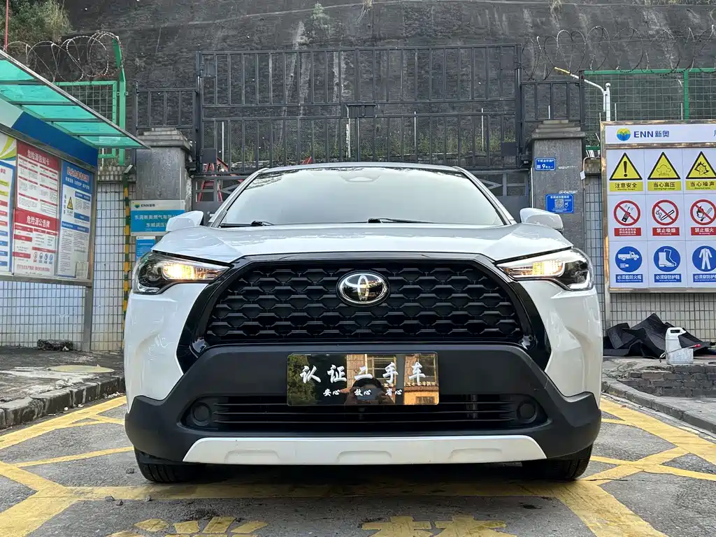 Toyota Corolla Cross — миниатюра 2