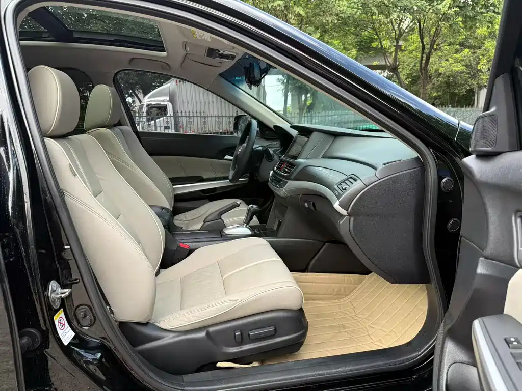 Honda Crosstour — миниатюра 9