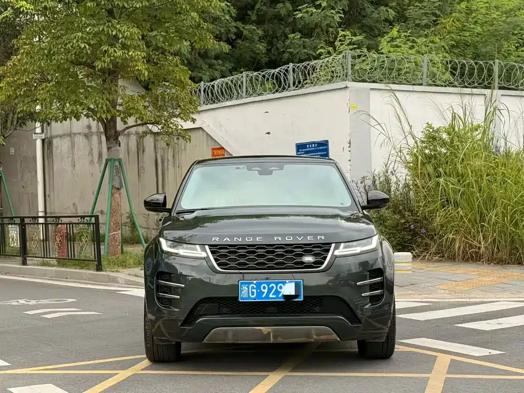 Land Rover Range Rover Evoque 2022 — фото 2