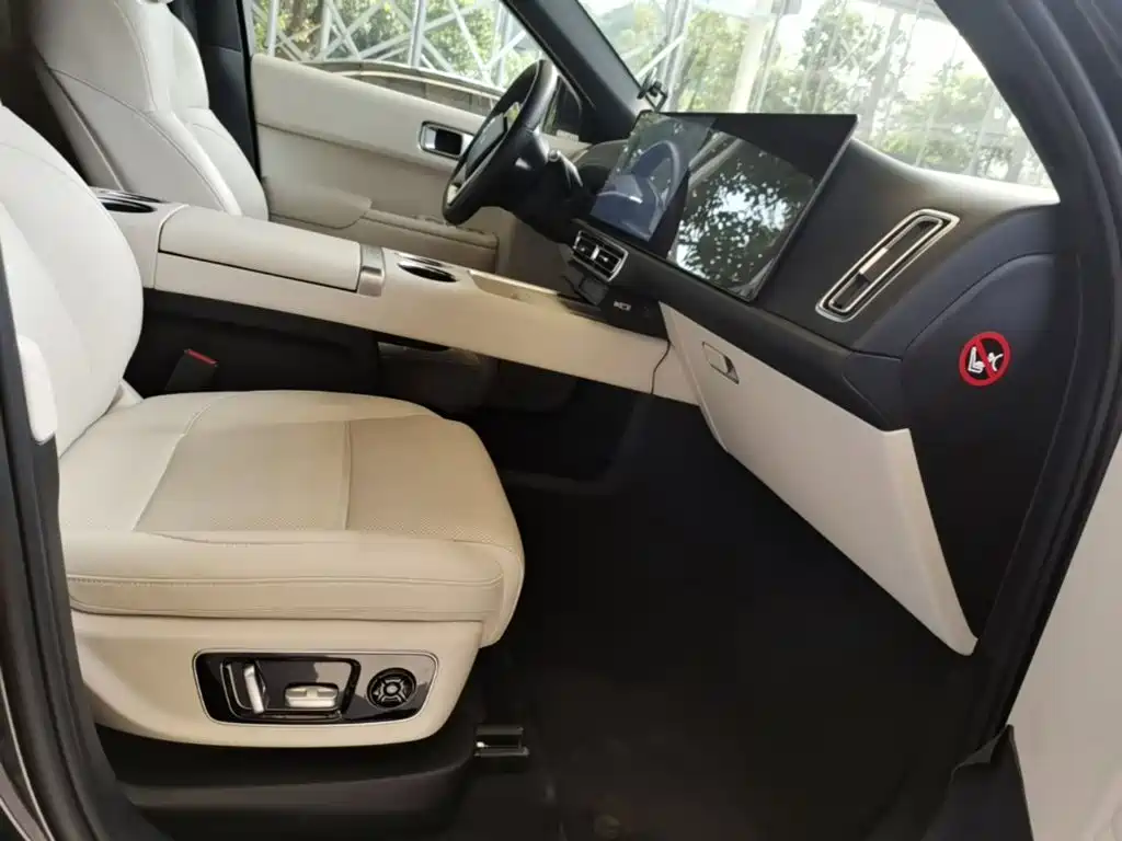 Li Auto Li L9 — миниатюра 25