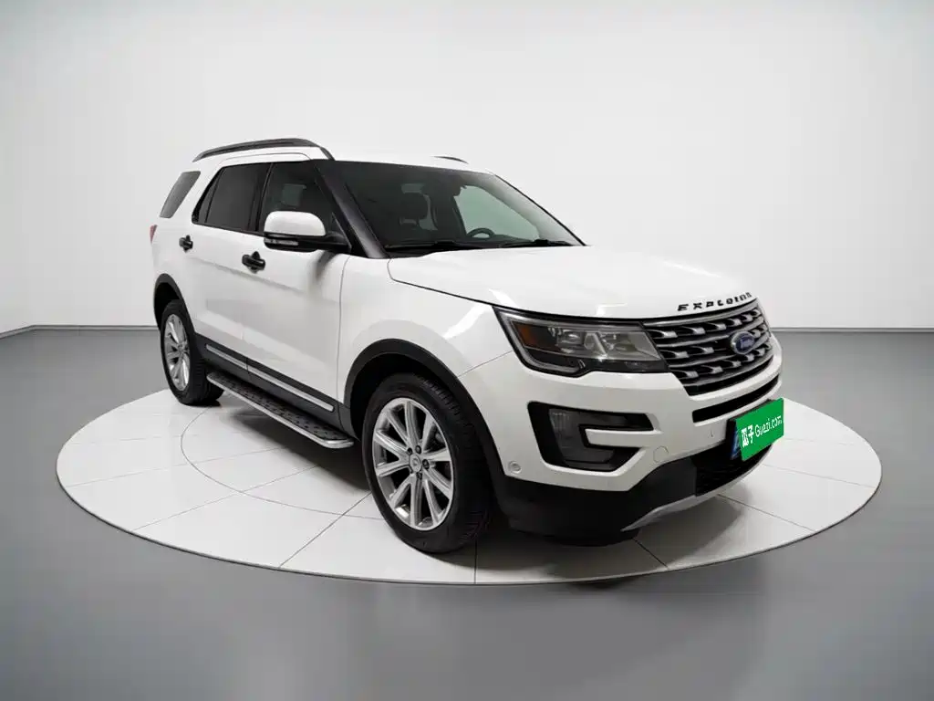 Ford Explorer (Import) — миниатюра 3