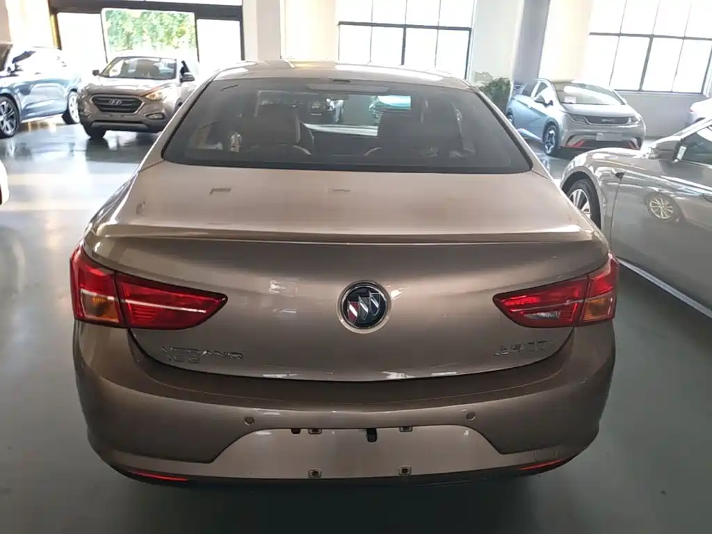 Buick Verano — миниатюра 6