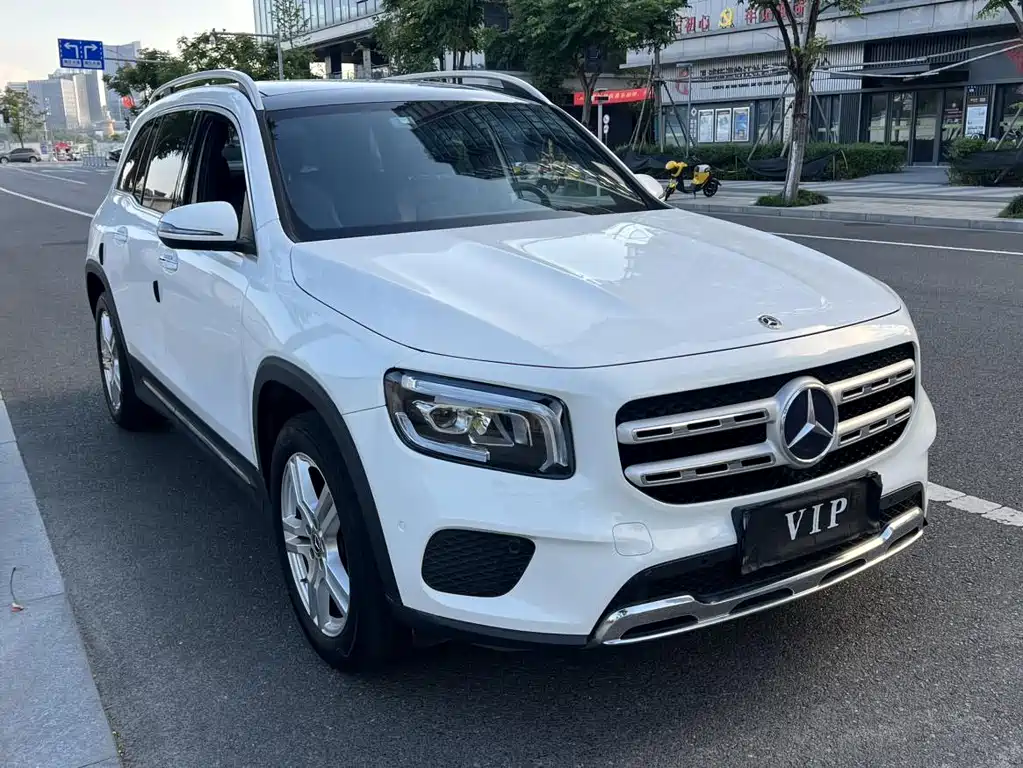 Mercedes-Benz GLB — миниатюра 3