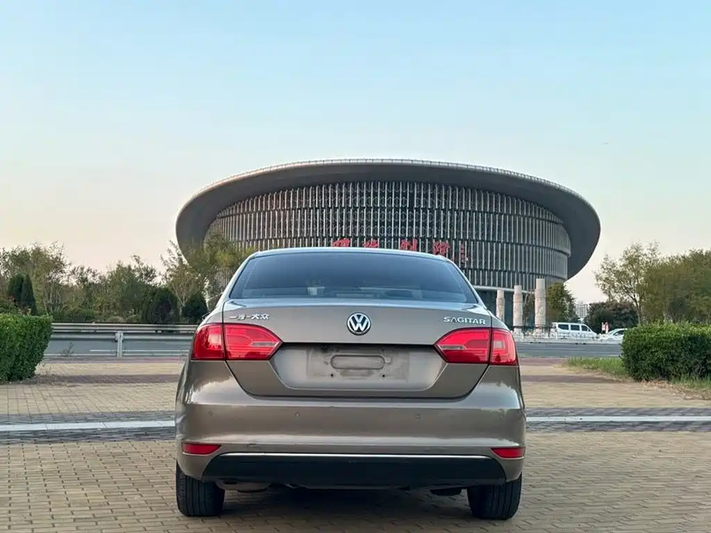 Volkswagen Sagitar — миниатюра 5