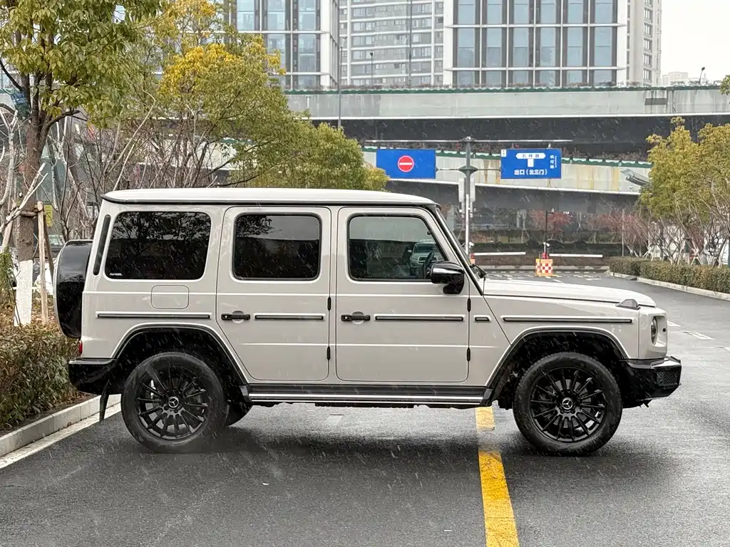MERCEDES-BENZ G CLASS