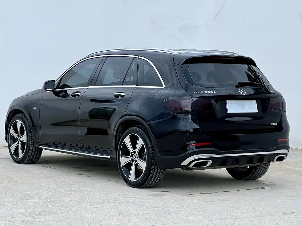 Mercedes-Benz GLC — миниатюра 6