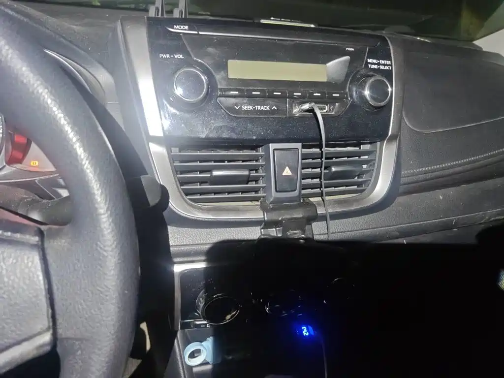 Toyota Yaris L — миниатюра 9
