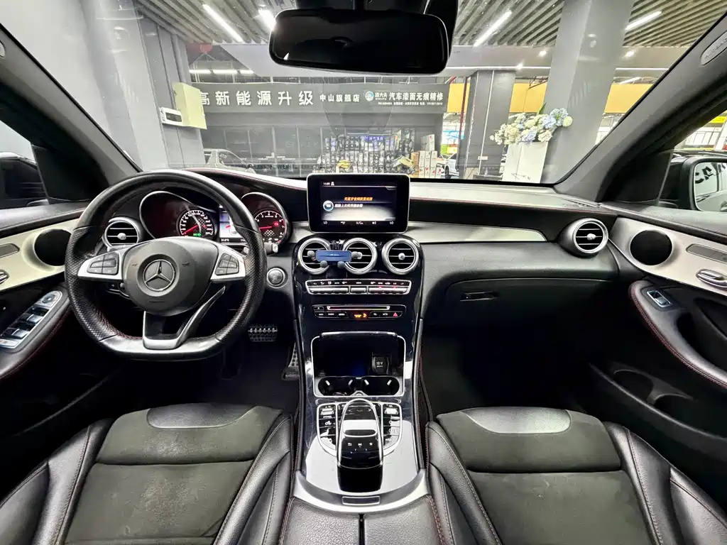 Mercedes-Benz GLC Coupe AMG — миниатюра 10