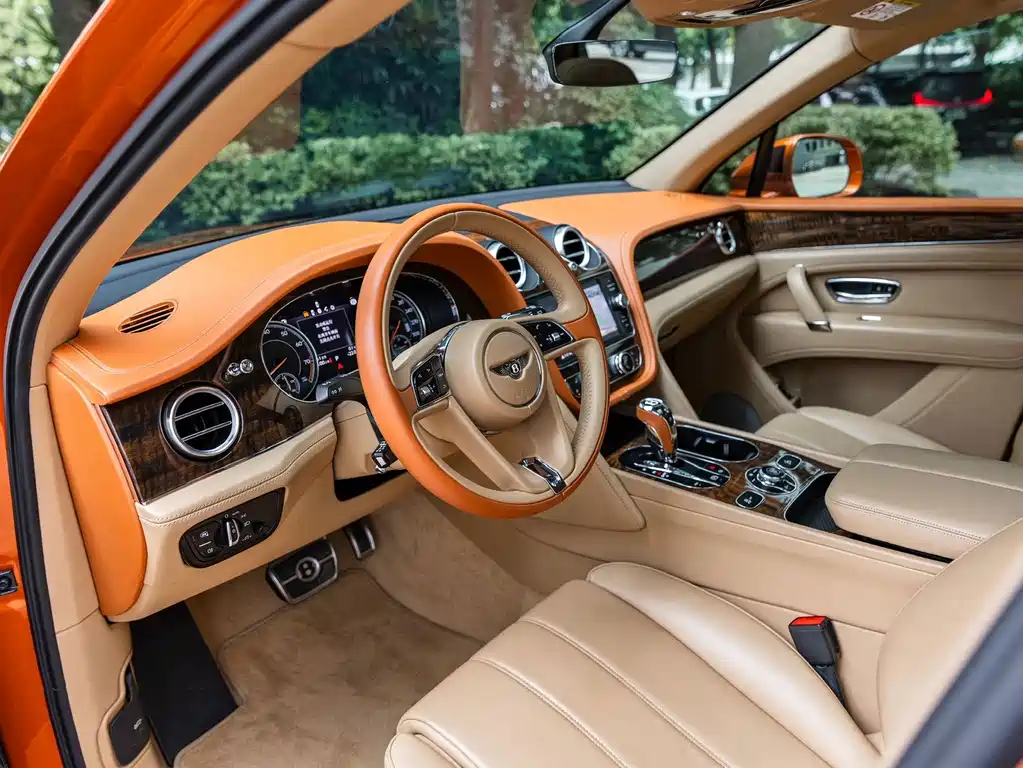 Bentley Bentayga — миниатюра 10