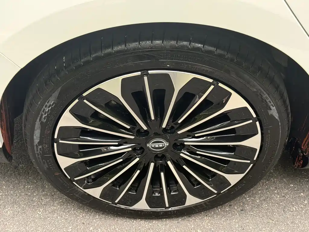 Nissan N7 — миниатюра 8