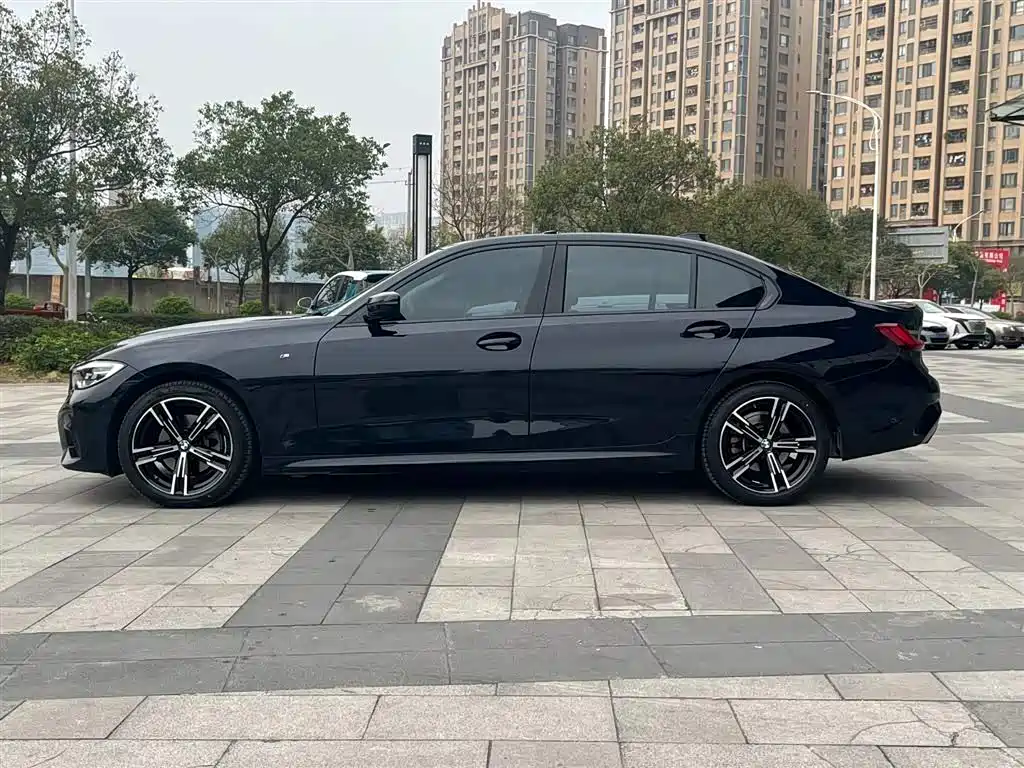 BMW 3 Series — миниатюра 8