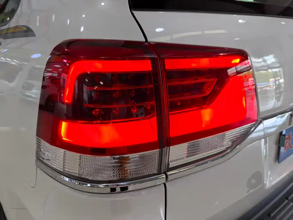 Toyota Land Cruiser 2015 4.0L V6