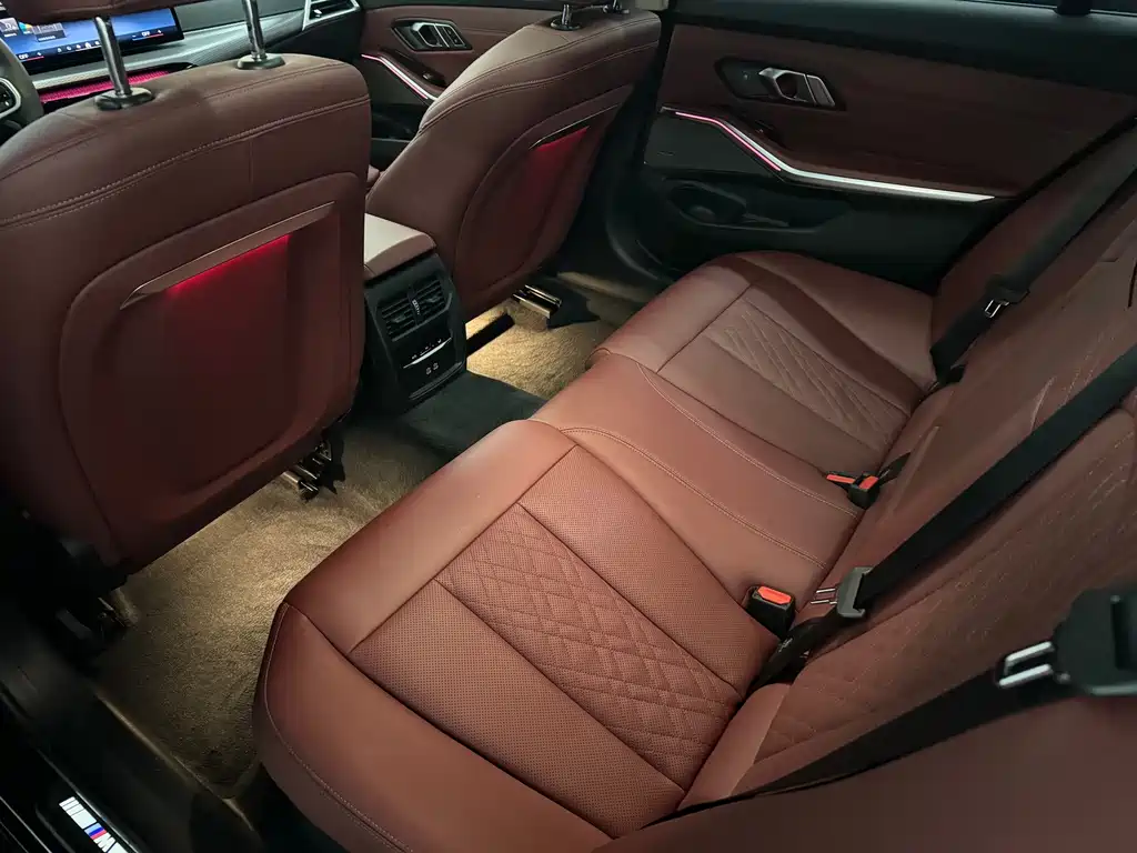 BMW 3 Series — миниатюра 8