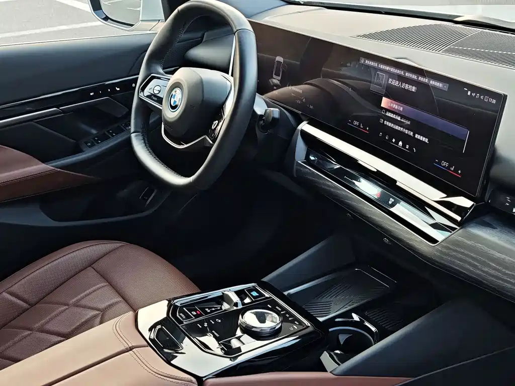 BMW i5 — миниатюра 13
