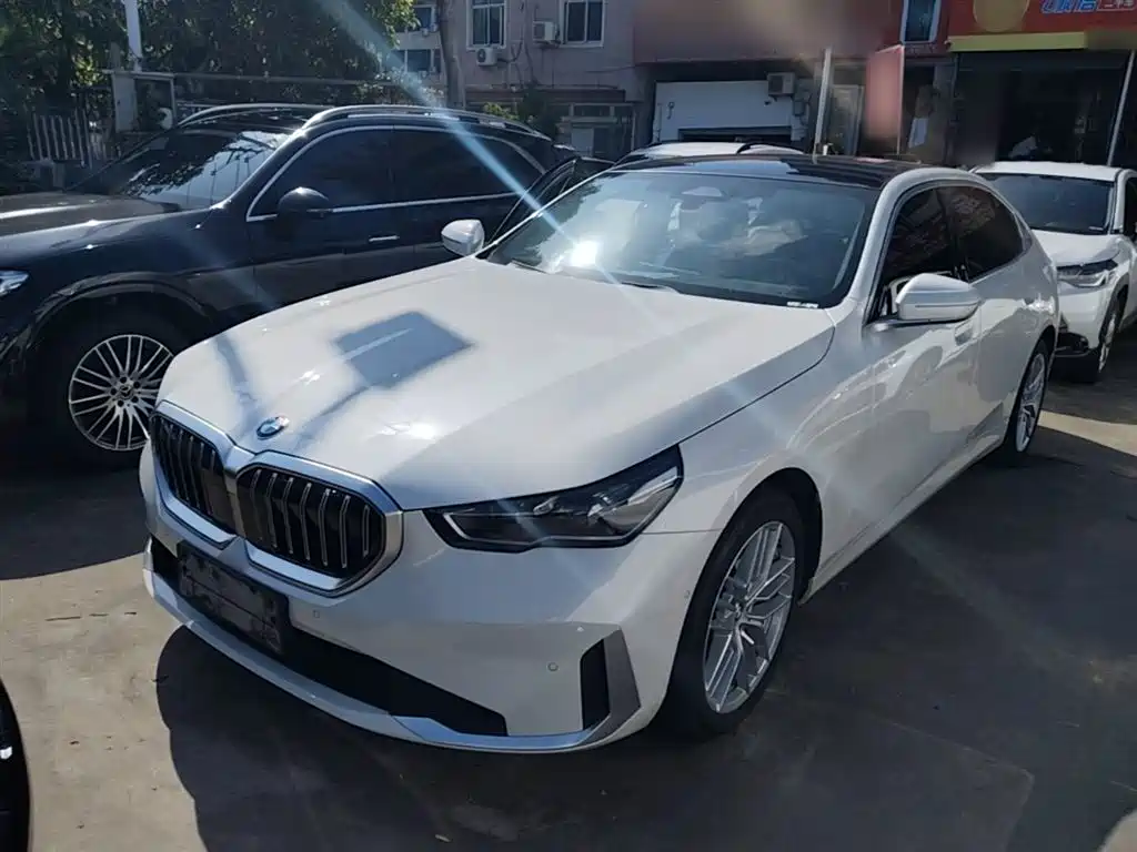 BMW 5 Series 5 2024 525Li Luxury