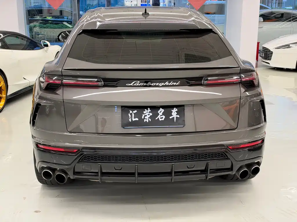 Lamborghini Urus — миниатюра 16