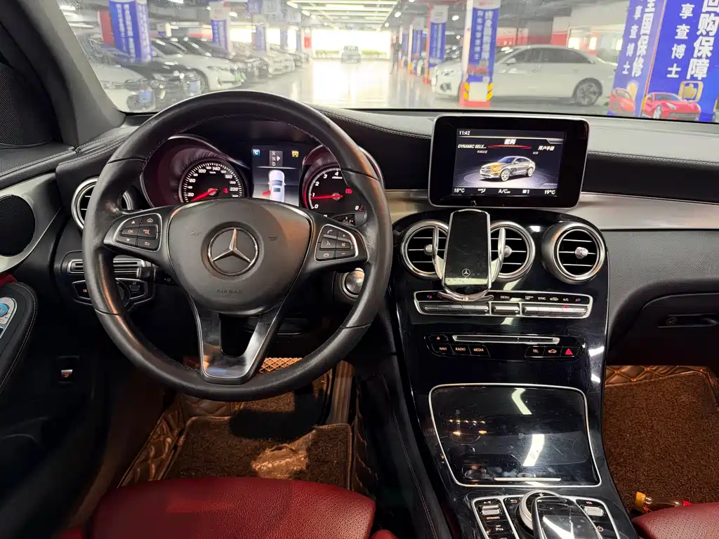 Mercedes-Benz GLC Coupe — миниатюра 14