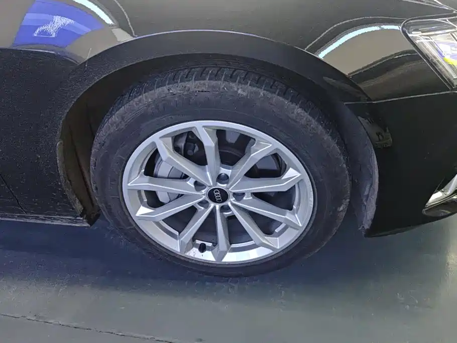 Audi A6L — миниатюра 6