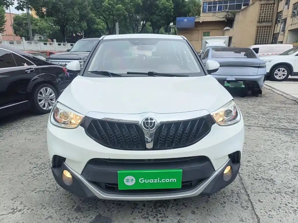 Brilliance V3 2016 1.5L MT