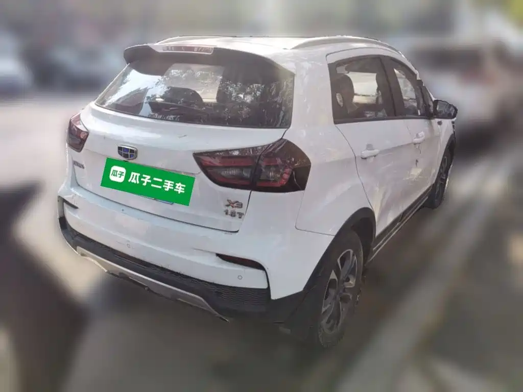 Geely Vision X3 — миниатюра 6