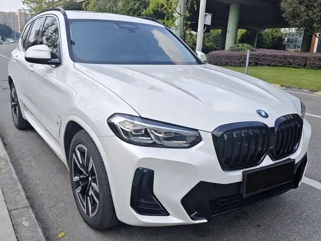 BMW iX3 — миниатюра 2