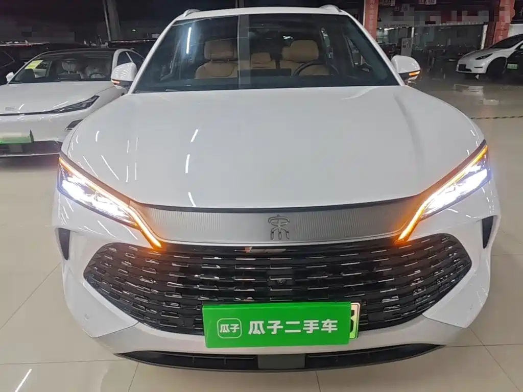 BYD L DM-i — миниатюра 3