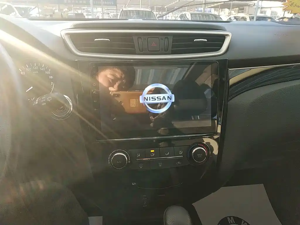 Nissan Qashqai — миниатюра 13