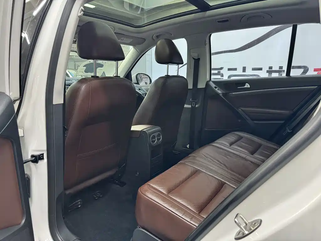 Volkswagen Tiguan — миниатюра 15